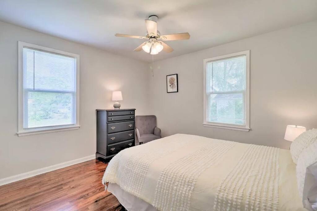 Pool Home Sleeps 6 With Large Fenced Yard Jacksonville Bagian luar foto