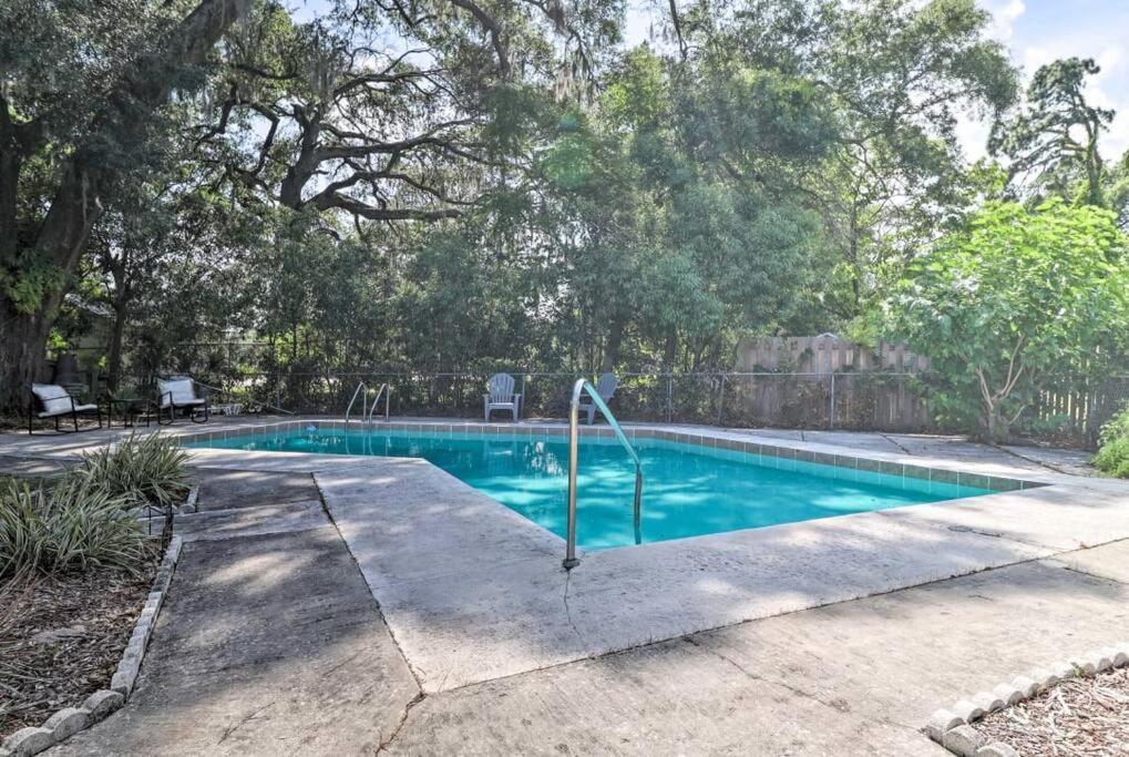 Pool Home Sleeps 6 With Large Fenced Yard Jacksonville Bagian luar foto