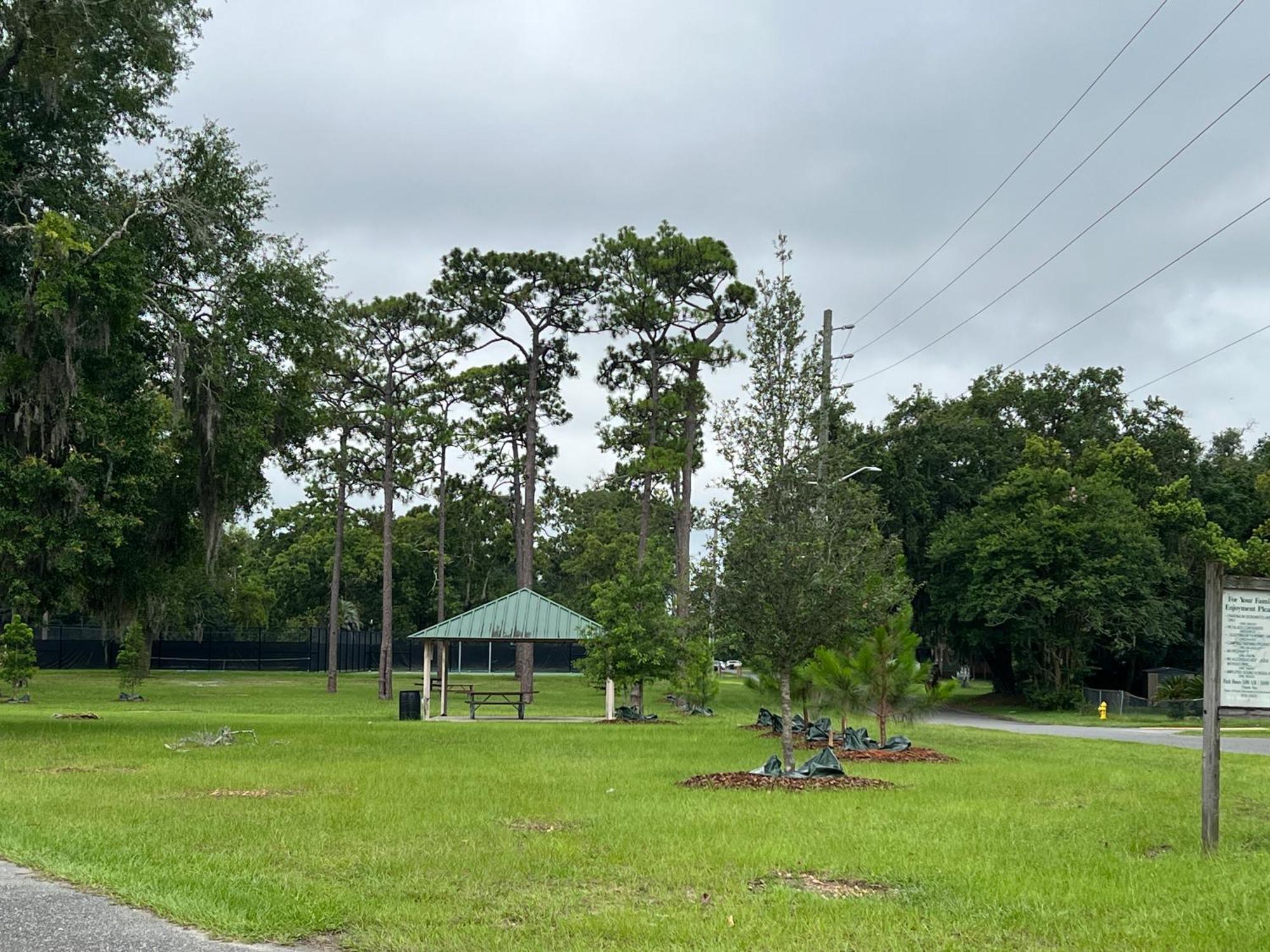 Pool Home Sleeps 6 With Large Fenced Yard Jacksonville Bagian luar foto